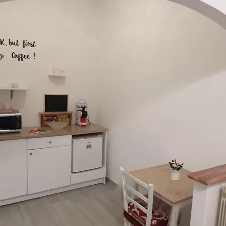 Oda ve Kahvaltı Viktoria 4*